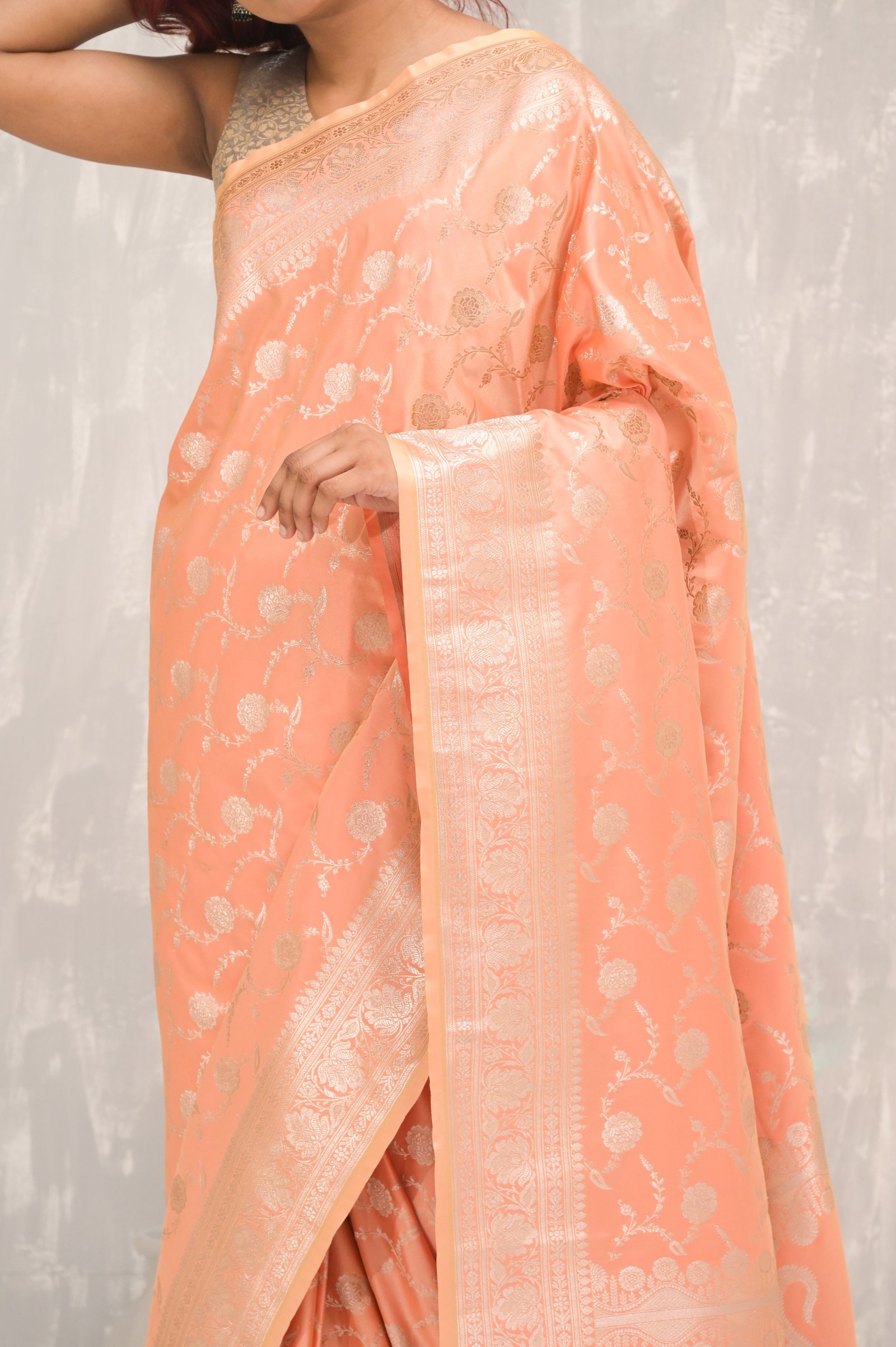 Peach floral Jangla Silver  Zari Handwoven Katan Silk Banarasi Saree
